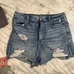 Size 12 AE high rise shorts
